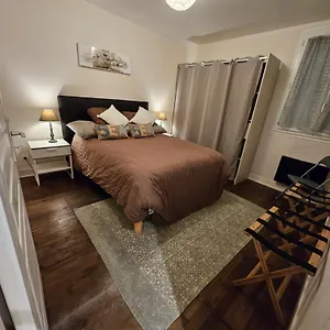 Deux Chambres, Calme Et Bien Placé.... Appartement